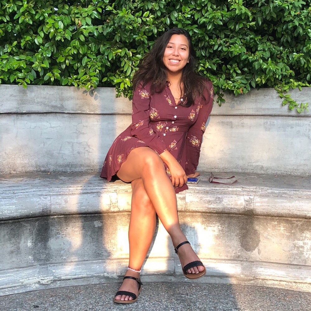 Longe-sleeve mini dress